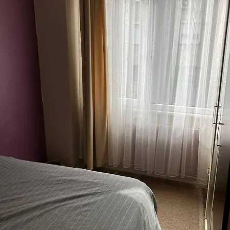 0017 - Uskudar, Central, Cozy And Economic Flat. Apartamento